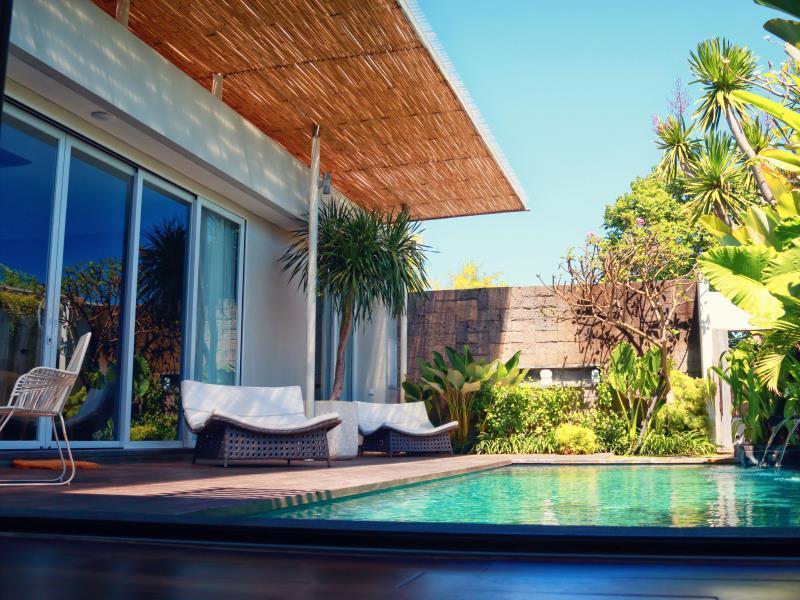 Hu'U Villas Seminyak Exteriör bild