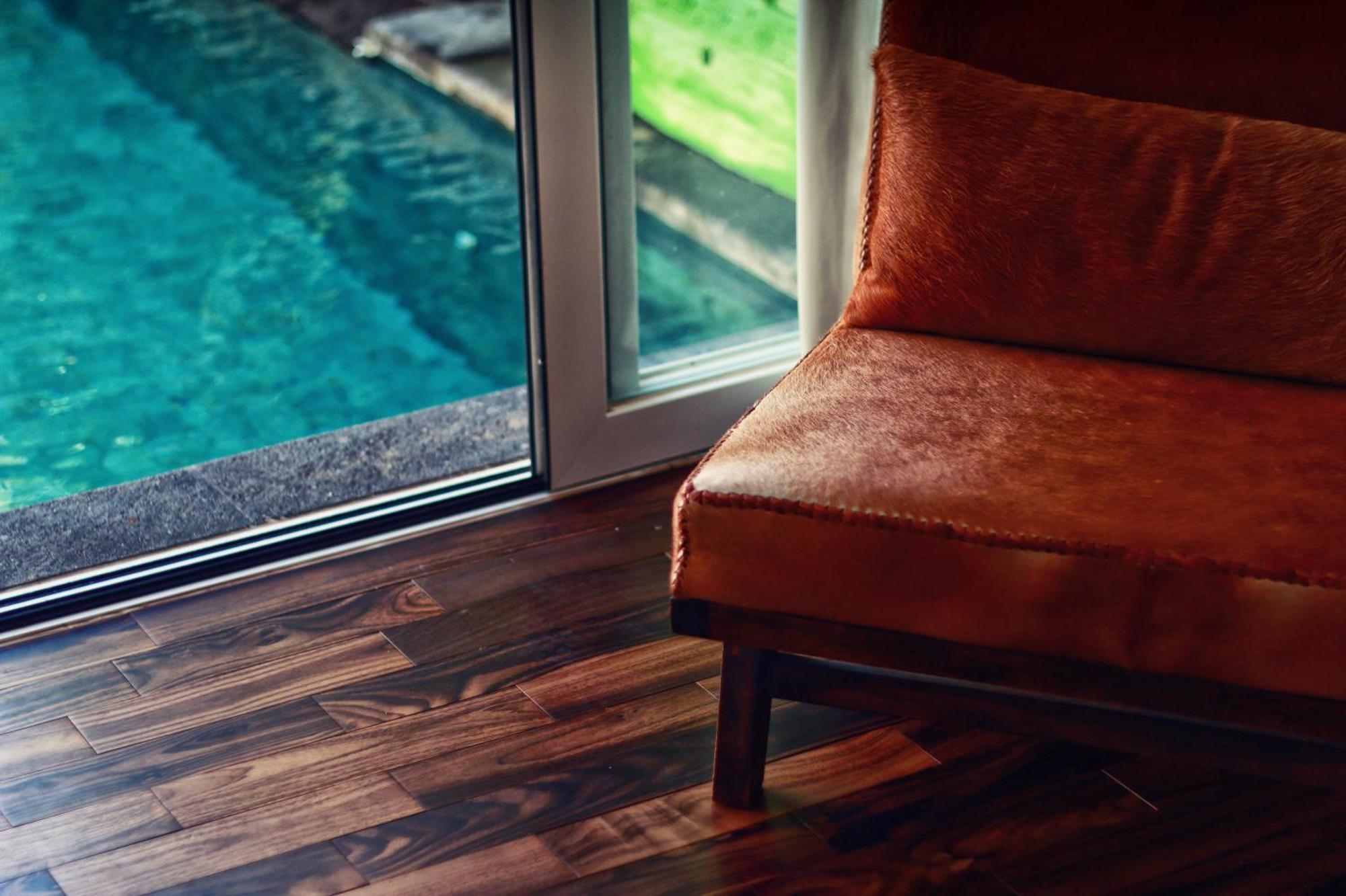 Hu'U Villas Seminyak Rum bild