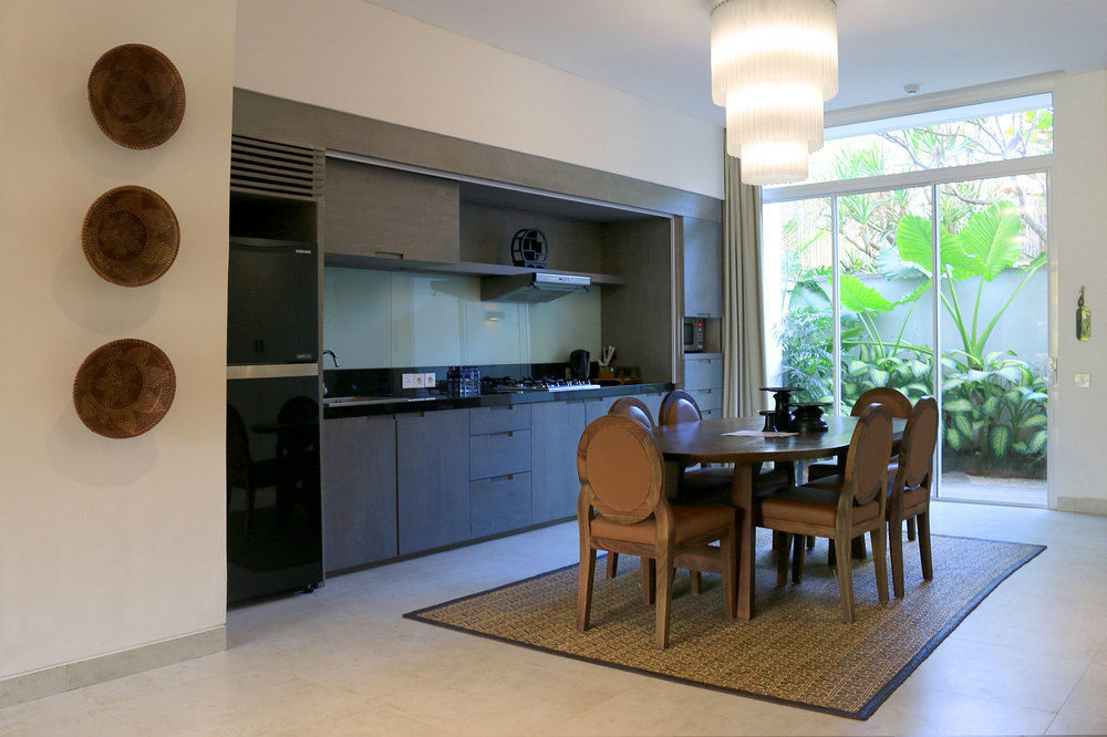 Hu'U Villas Seminyak Exteriör bild